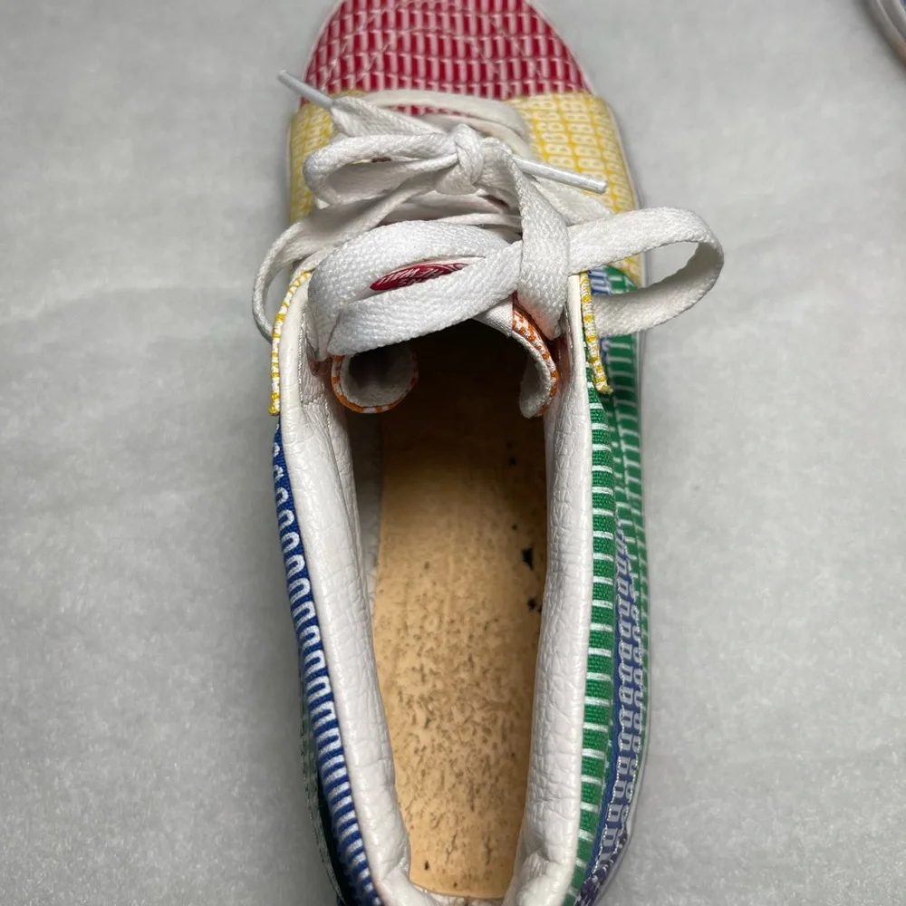 Vans - Picture 3 of 5
